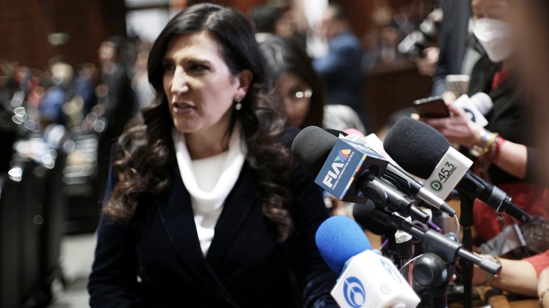 ef59e67e-d5fd-42a8-a402-093264c55bbf