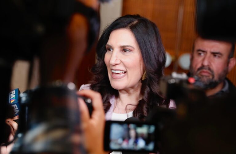 0de84af0-98f5-4993-80d6-1930b8b04ab0