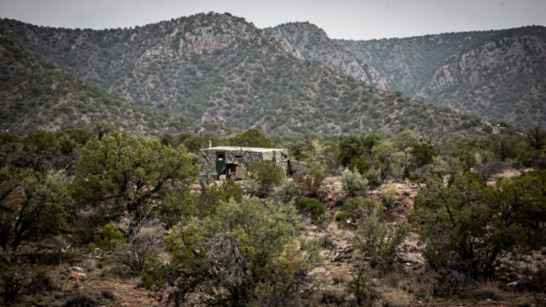 photojournalism-shot-on-24mm-lens-f8-wide-angle-ex